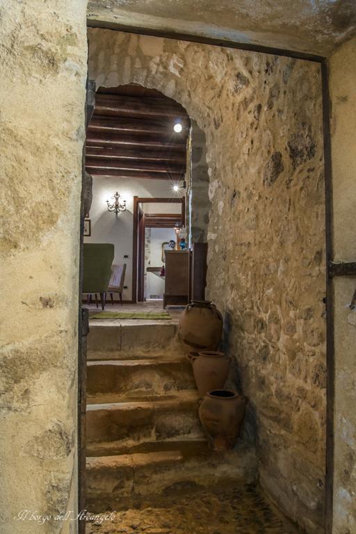 Il Borgo Dell'Arcangelo Tuili Εξωτερικό φωτογραφία